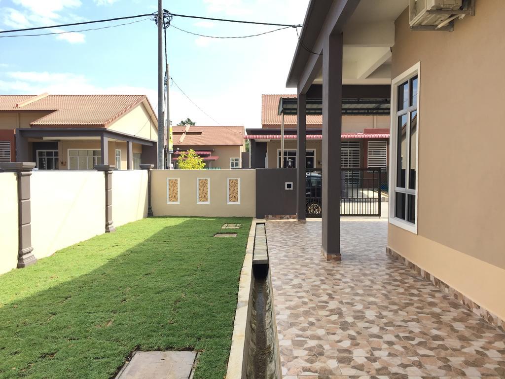 Ana Guest House Jalan Airport Kuantan Luaran gambar