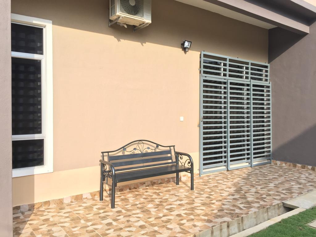 Ana Guest House Jalan Airport Kuantan Luaran gambar