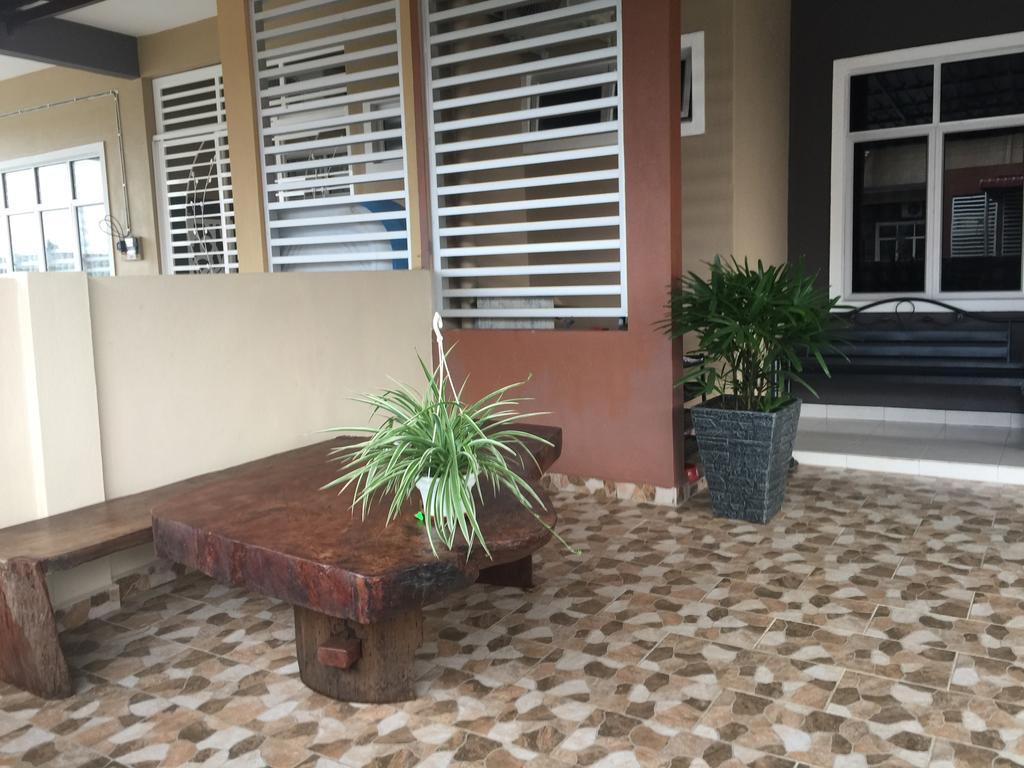 Ana Guest House Jalan Airport Kuantan Luaran gambar
